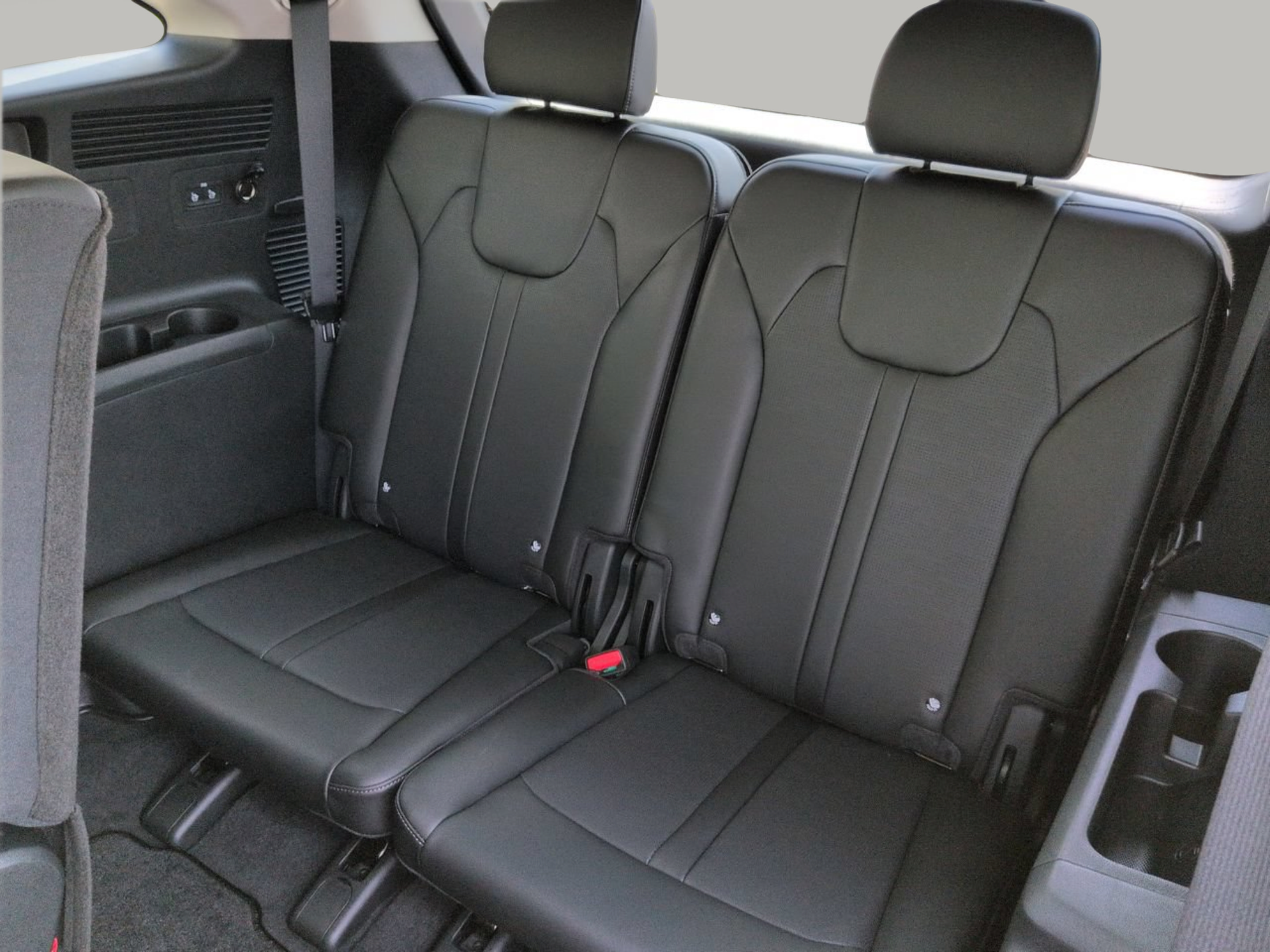 New 2026 Kia Sorento S w/ S Panoramic Sunroof Package FWD image 11