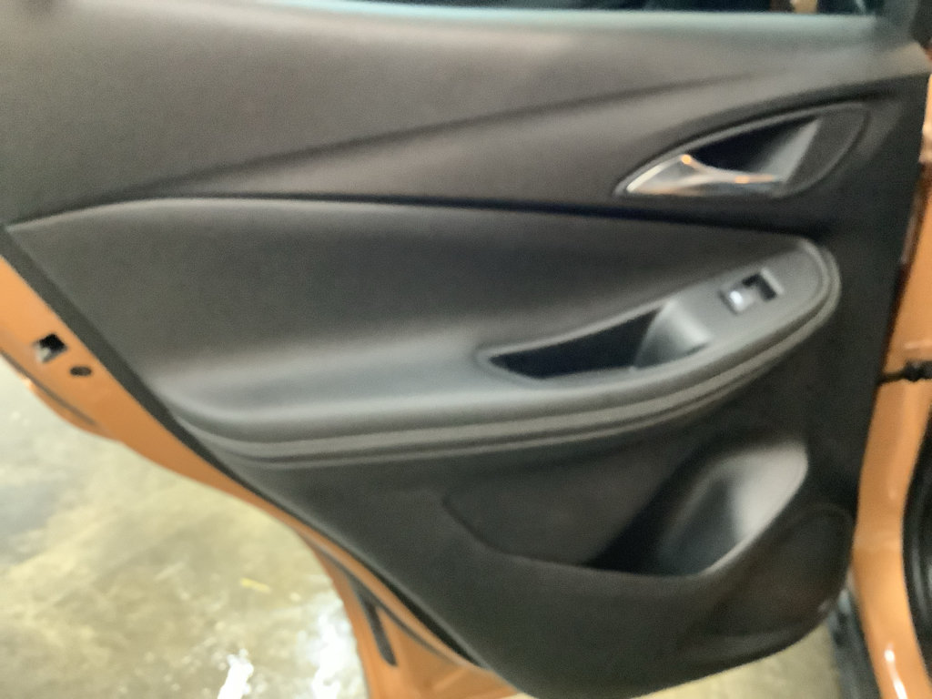 Used 2025 Buick Encore GX Preferred w/ Comfort Package FWD image 21