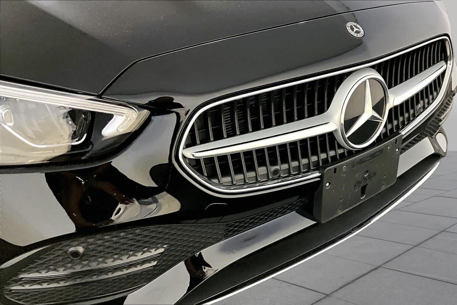 Certified 2026 Mercedes-Benz C 300 4MATIC Sedan image 32
