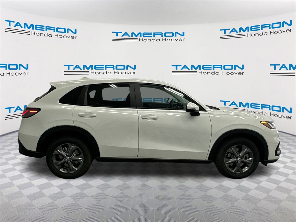 New 2026 Honda HR-V LX image 6