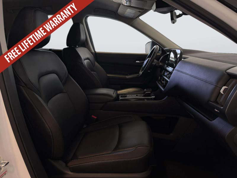 Used 2024 Nissan Pathfinder SL AWD/4WD image 34