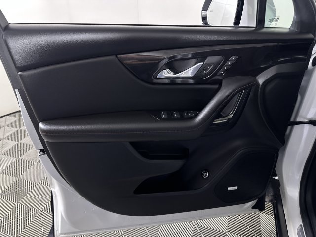 Used 2021 Chevrolet Blazer RS w/ Enhanced Convenience Package FWD image 23
