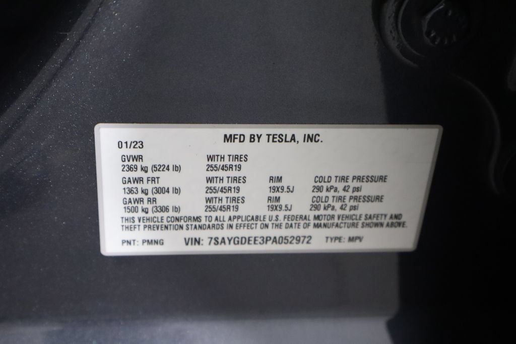 Used 2023 Tesla Model Y Long Range AWD/4WD image 43