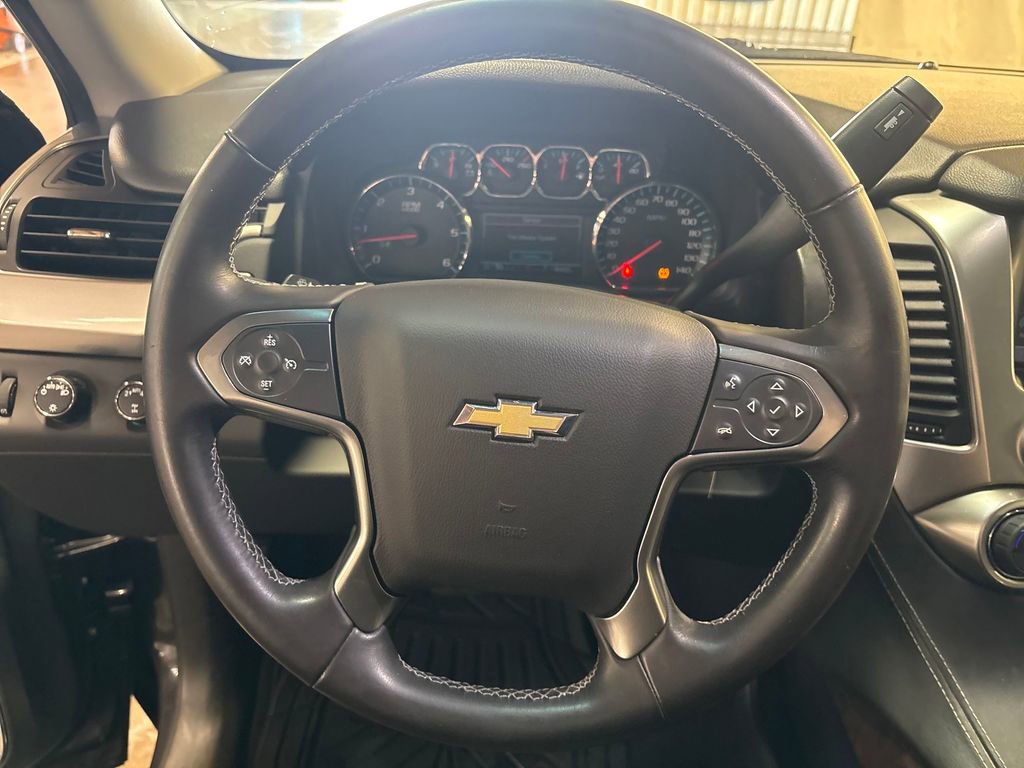 Used 2017 Chevrolet Suburban LS image 20