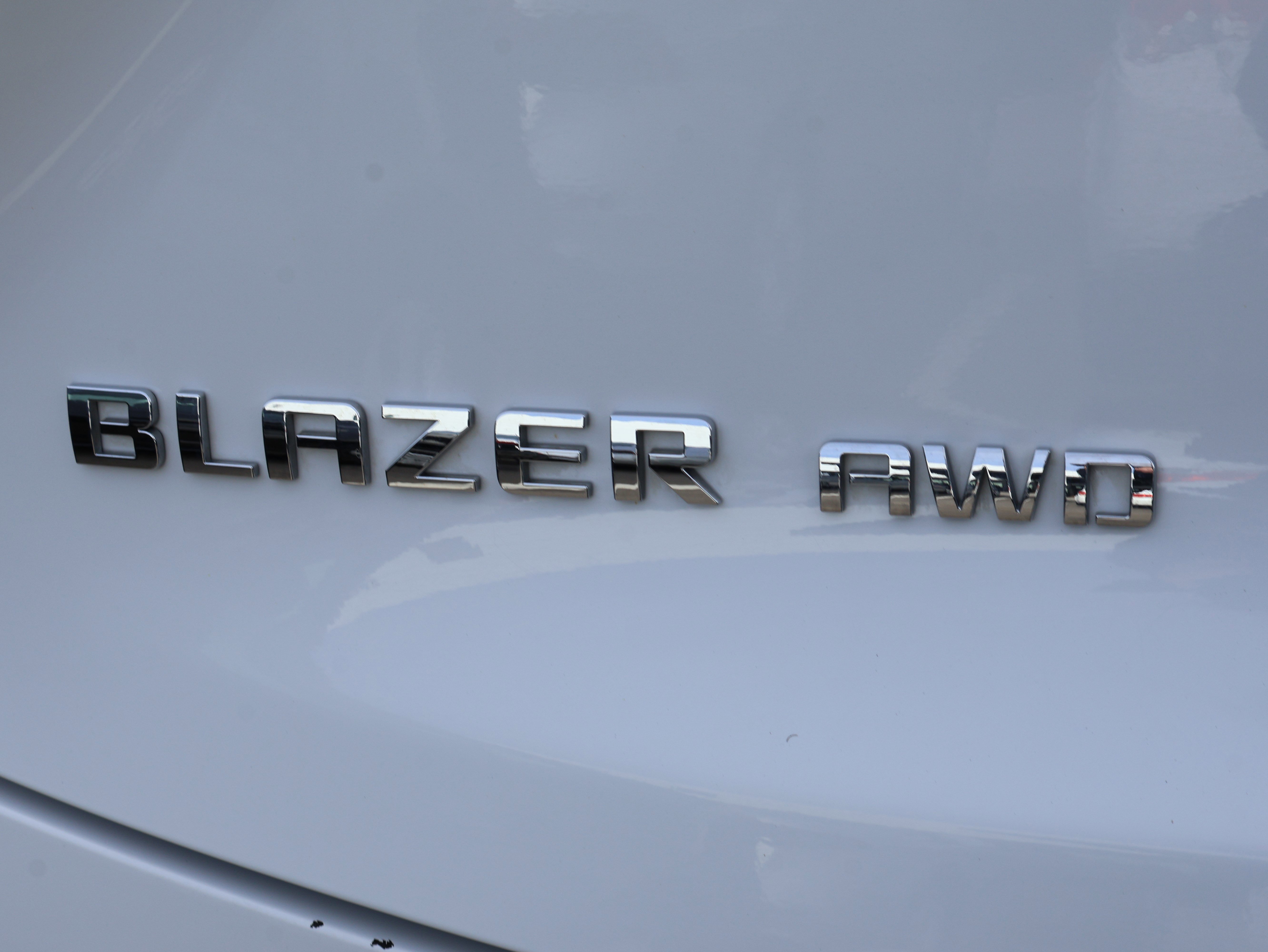 Used 2025 Chevrolet Blazer LT image 17