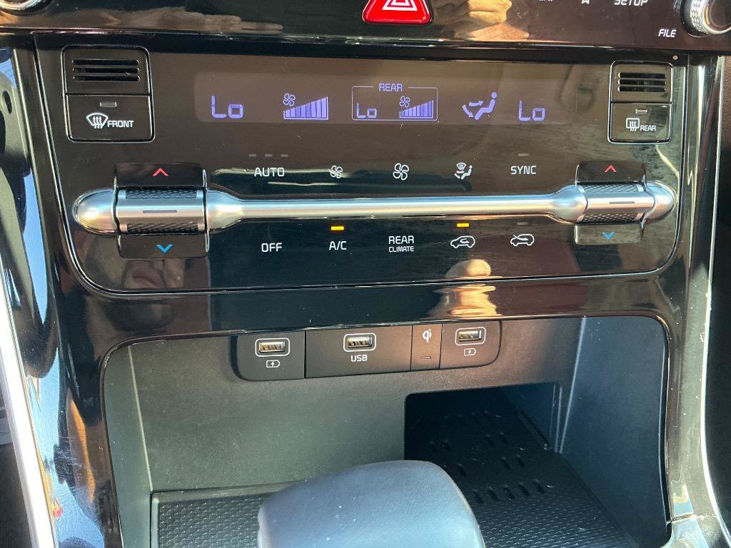 Used 2024 Kia Carnival SX Prestige FWD image 23