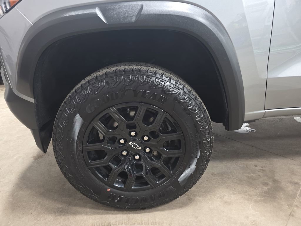 Certified 2023 Chevrolet Colorado Trail Boss w/ Technology Package image 37