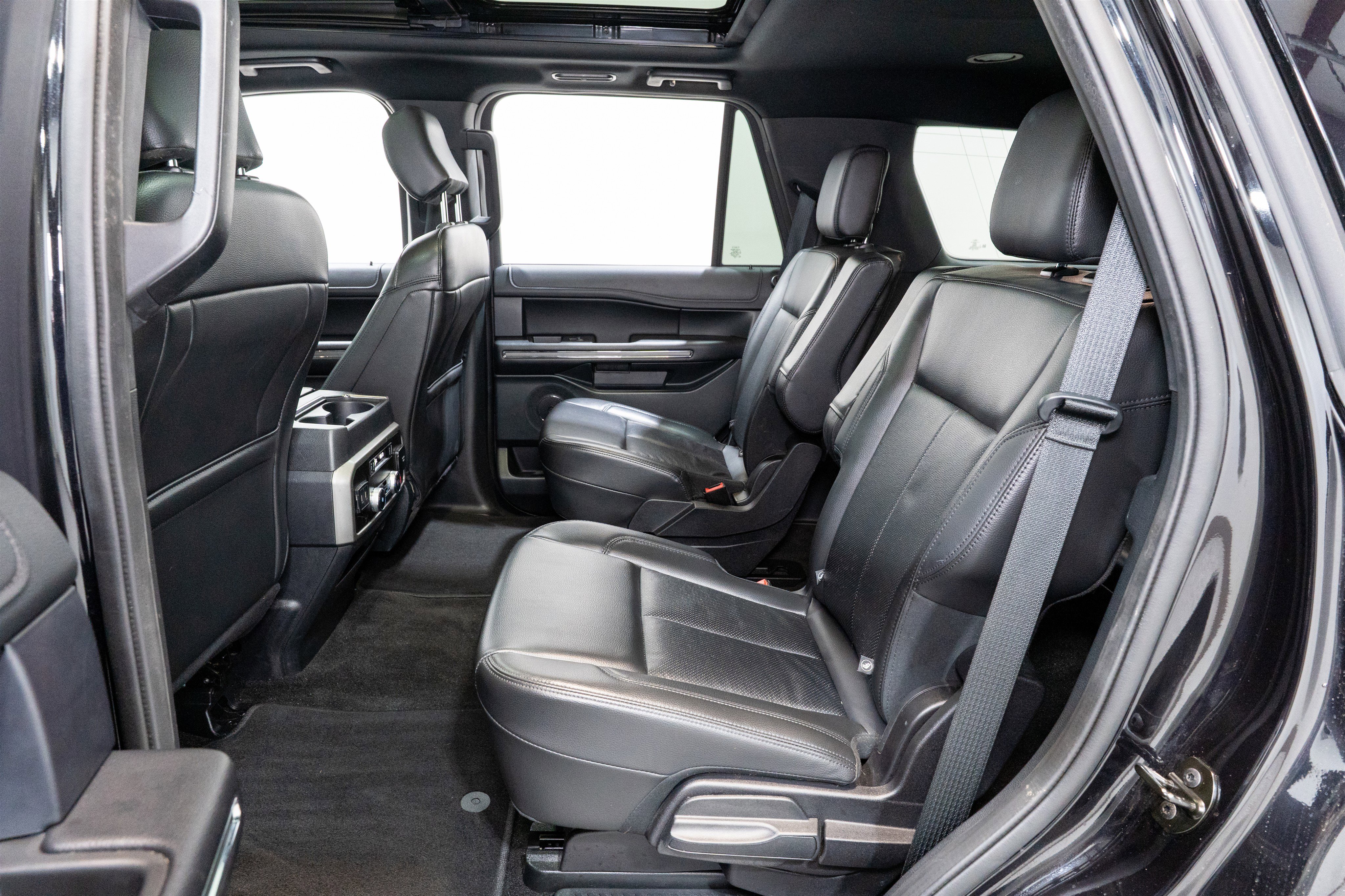 Used 2020 Ford Expedition XLT w/ Equipment Group 202A image 31