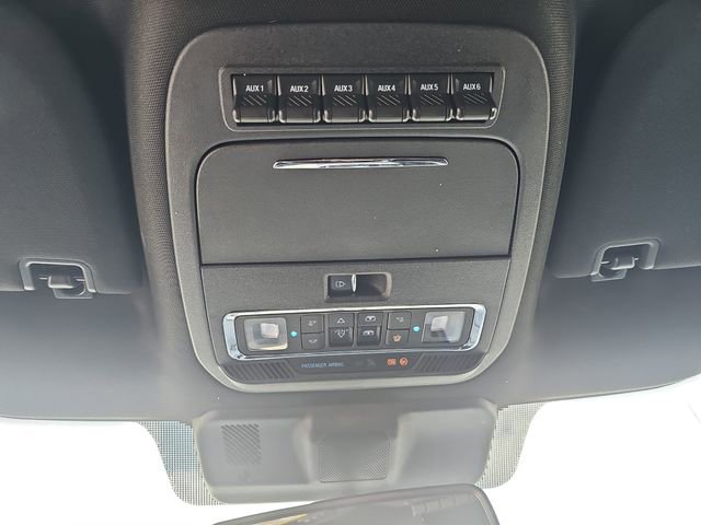 Used 2024 Ford F250 Platinum w/ Tremor Off-Road Package AWD/4WD image 33