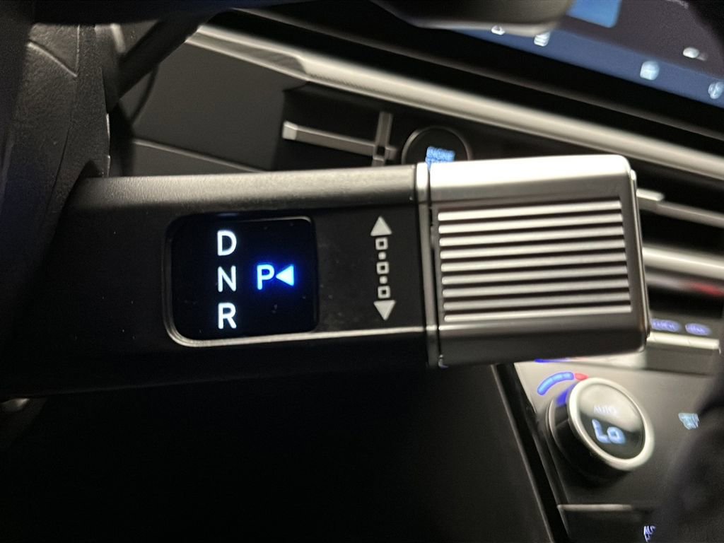 New 2026 Hyundai Santa Fe SE image 25