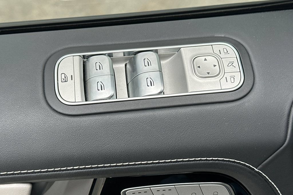 Used 2025 Mercedes-Benz G 63 AMG 4MATIC image 15