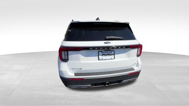 Used 2026 Ford Explorer Active w/ Active Comfort Package AWD/4WD image 5