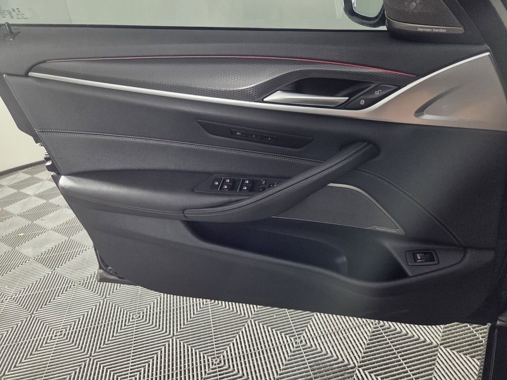 Used 2023 BMW 530i w/ M Sport Package image 22