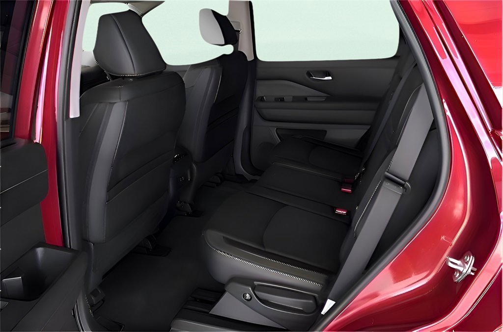 Used 2024 Nissan Pathfinder SL image 18