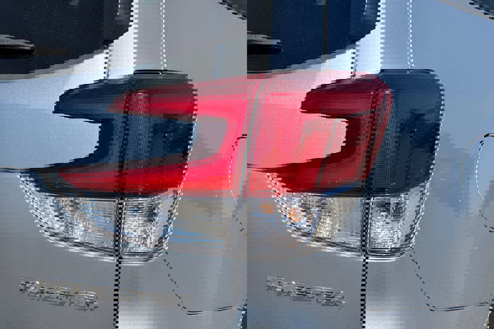 Used 2022 Subaru Forester Premium w/ Popular Package #2 image 31