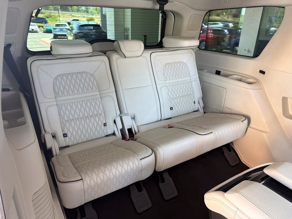Used 2024 Lincoln Navigator Black Label AWD/4WD image 44