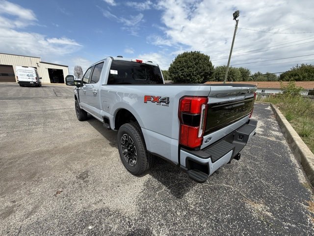 New 2026 Ford F350 4x4 Crew Cab Super Duty image 4