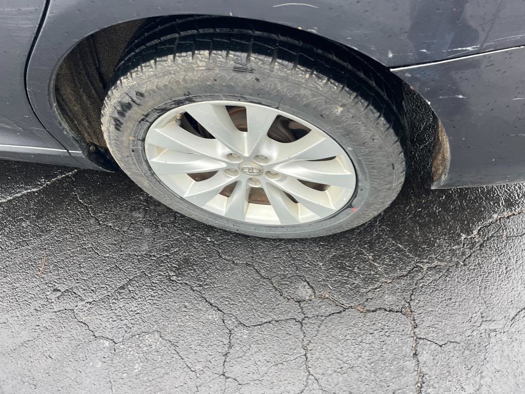 Used 2013 Toyota Venza LE AWD/4WD image 27