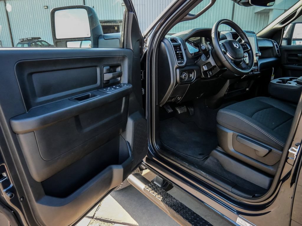 New 2026 RAM 2500 Tradesman AWD/4WD image 31
