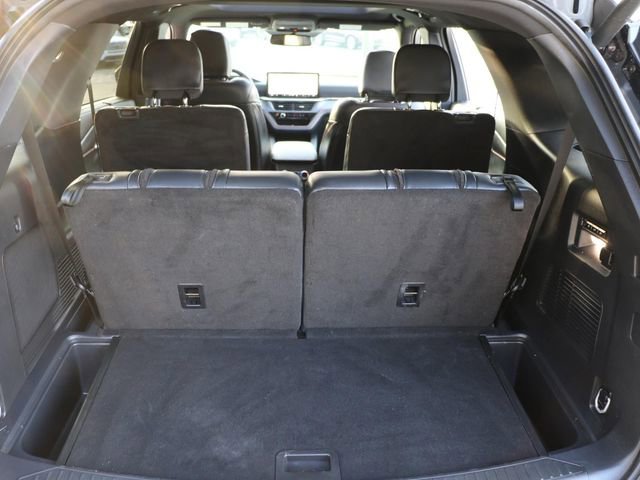 Used 2025 Ford Explorer ST AWD/4WD image 14