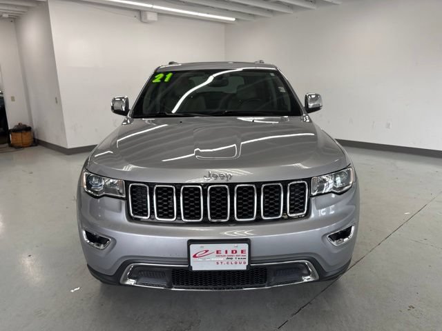 Used 2021 Jeep Grand Cherokee Limited w/ Trailer Tow Group IV AWD/4WD image 2