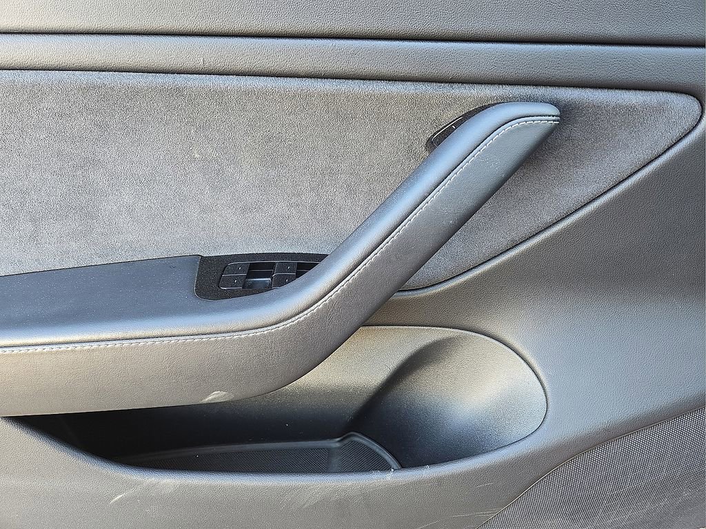 Used 2018 Tesla Model 3 Long Range image 22