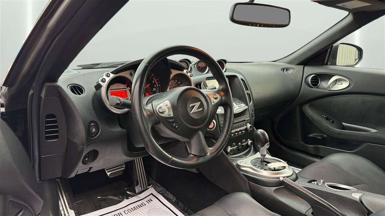 Used 2010 Nissan 370Z Touring w/ Sport Pkg RWD image 16
