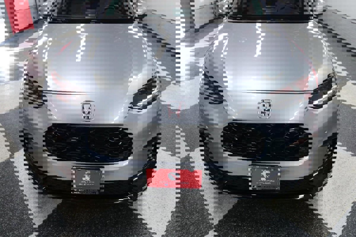 Used 2023 Honda HR-V EX-L image 4