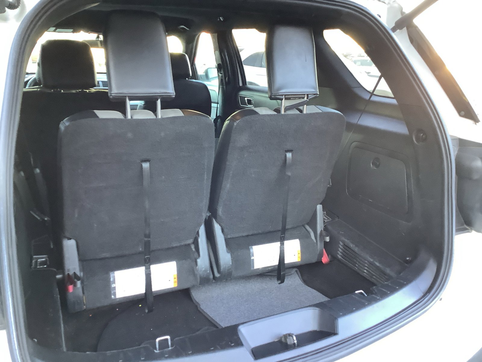 Used 2017 Ford Explorer XLT w/ Equipment Group 202A FWD image 20