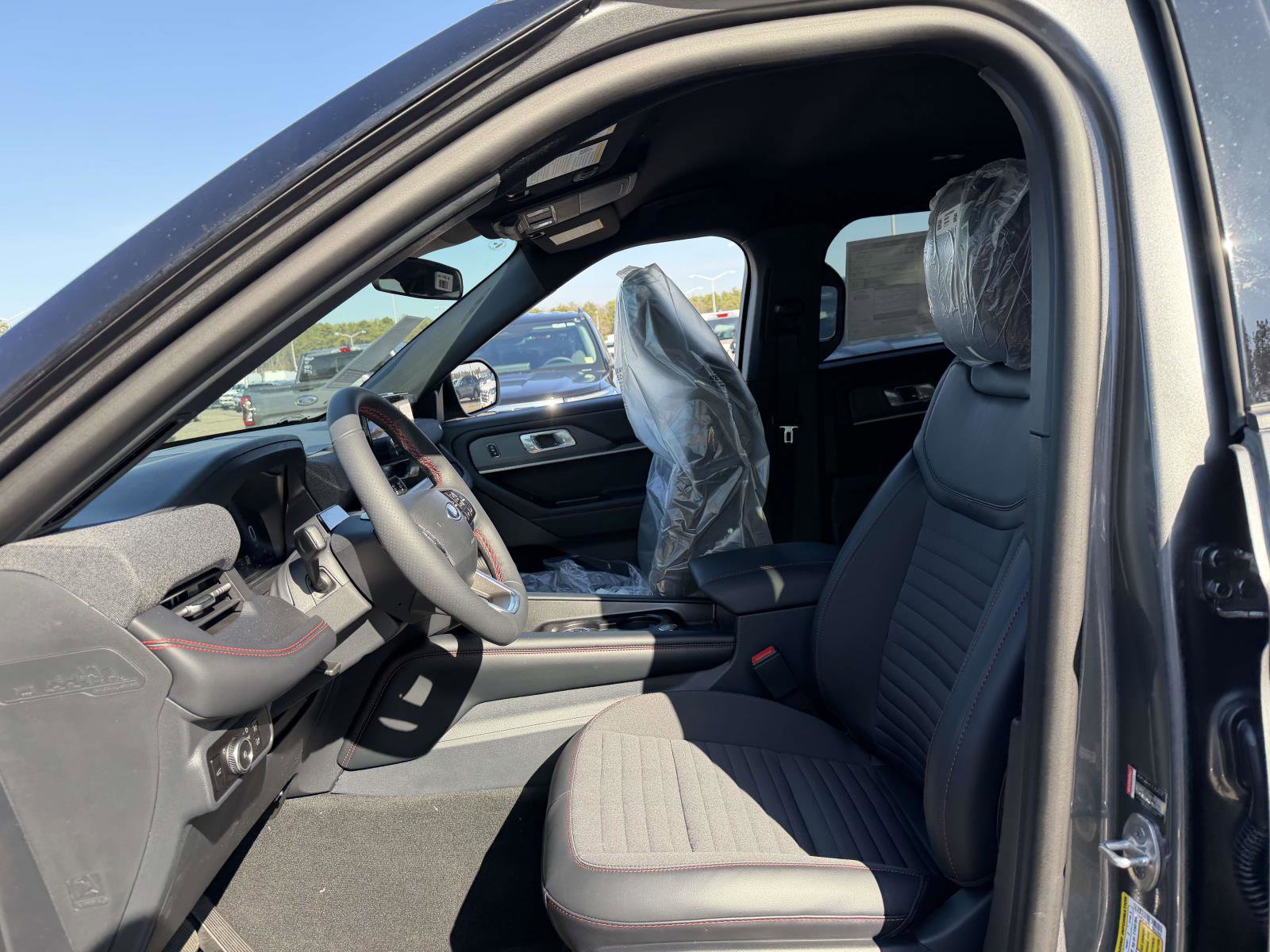 New 2026 Ford Explorer ST-Line AWD/4WD image 13