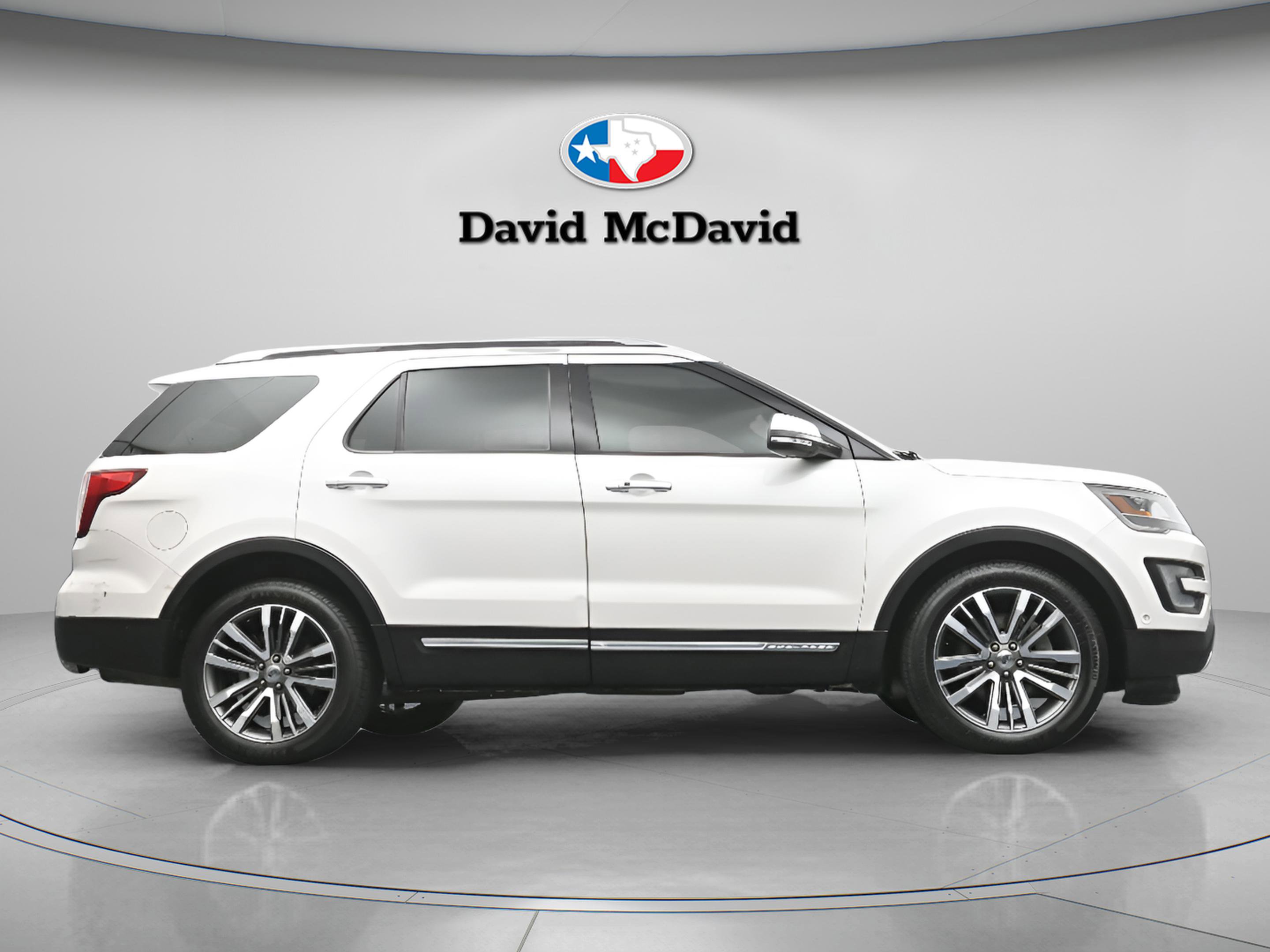 Used 2017 Ford Explorer Platinum AWD/4WD image 34