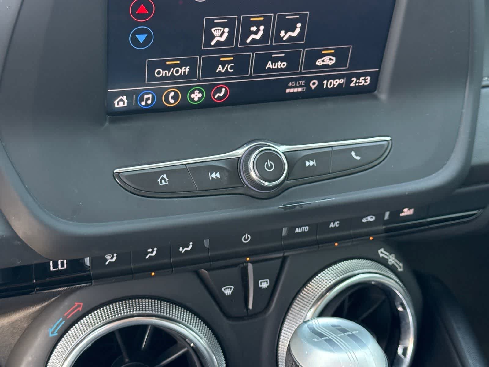 Used 2021 Chevrolet Camaro LT RWD image 22
