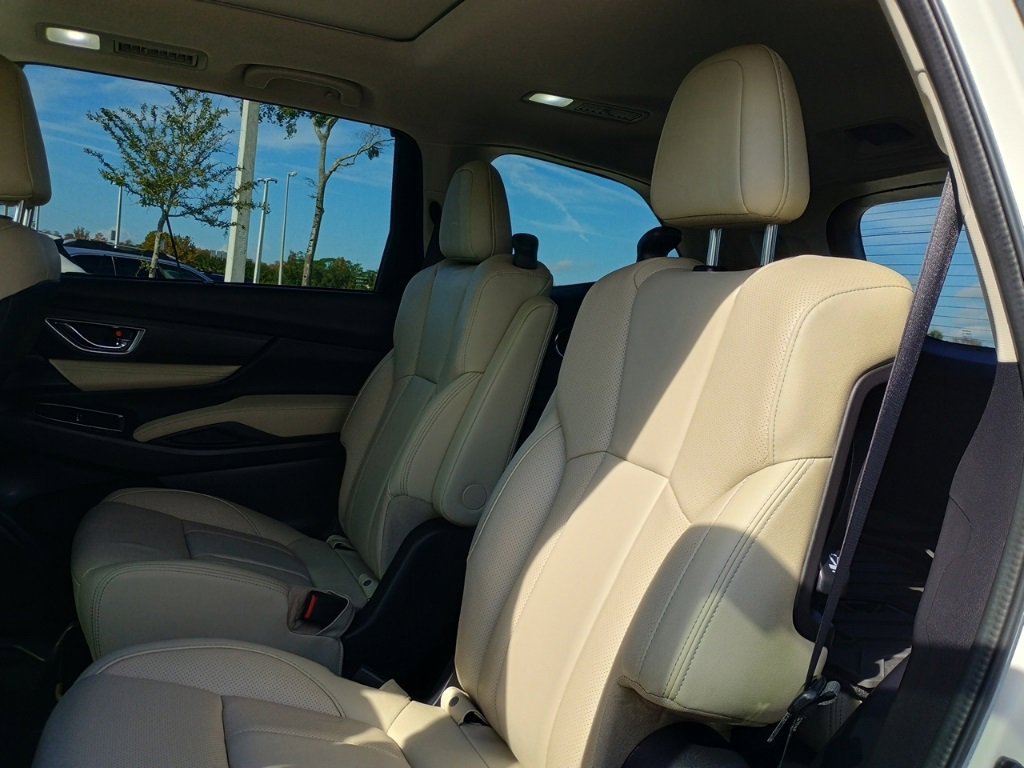 Certified 2023 Subaru Ascent Limited w/ Technology Package image 17