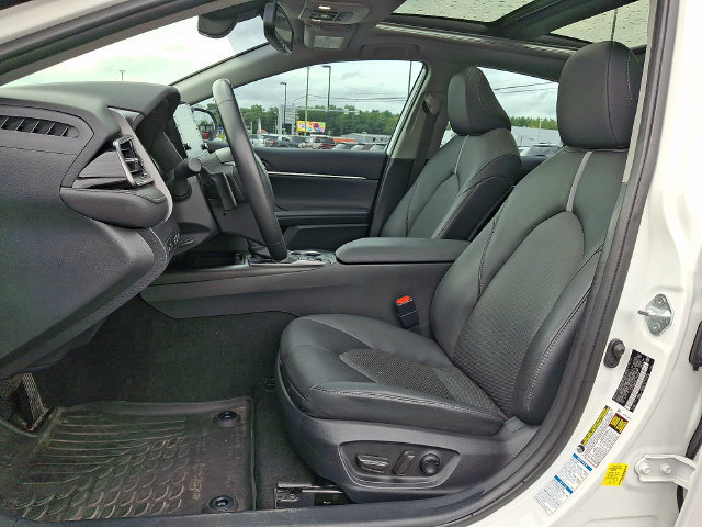 Used 2024 Toyota Camry XSE w/ Cold Weather Package AWD/4WD image 16