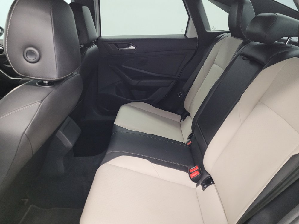 Used 2019 Volkswagen Jetta R-Line FWD image 18