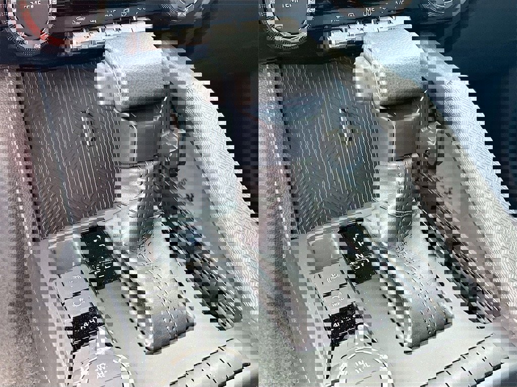 New 2025 Toyota Tacoma SR5 image 17