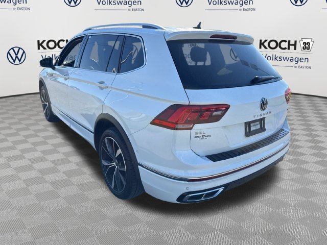 Used 2023 Volkswagen Tiguan SEL R-Line AWD/4WD image 6