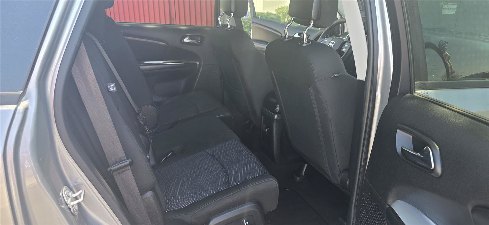 Used 2019 Dodge Journey SE FWD image 13