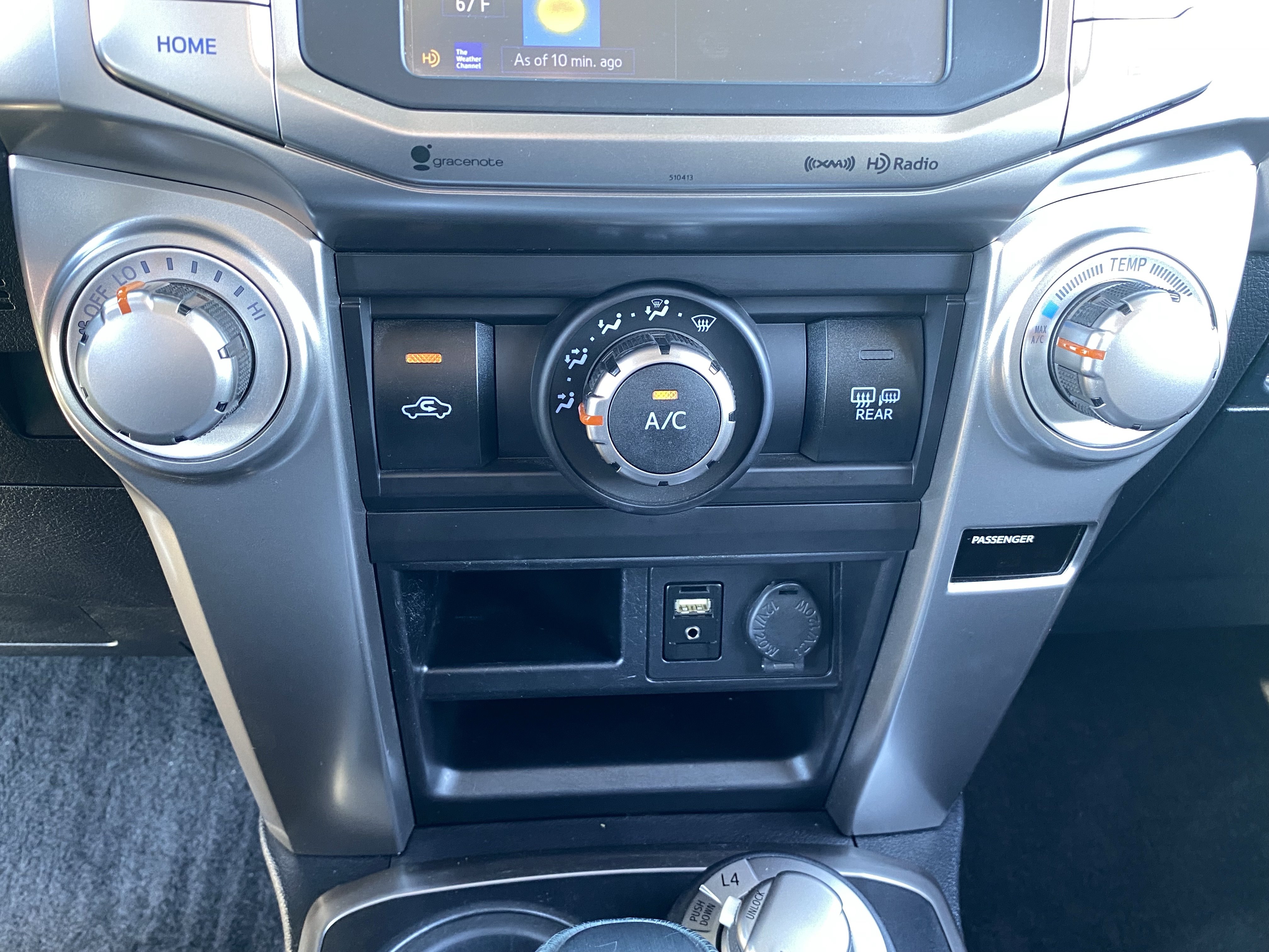 Used 2019 Toyota 4Runner SR5 AWD/4WD image 27