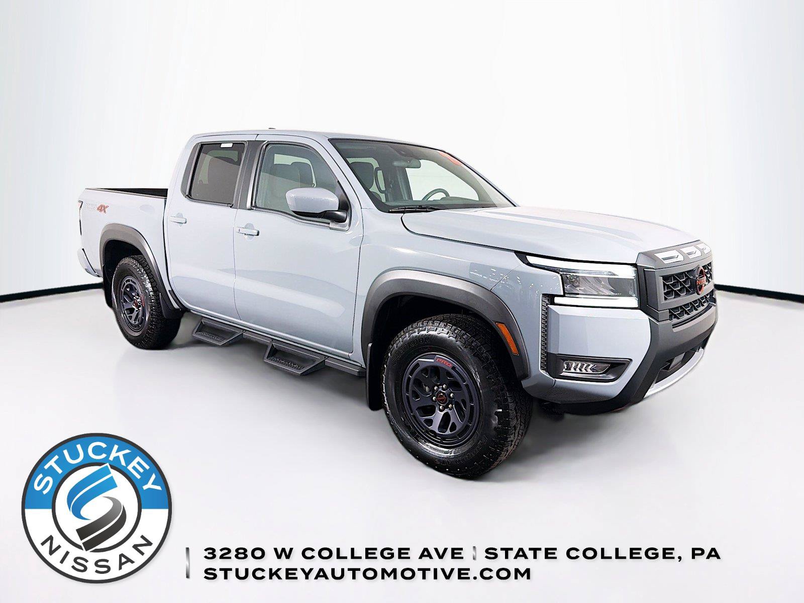 Used 2025 Nissan Frontier PRO-4X w/ Tow Package AWD/4WD image 1
