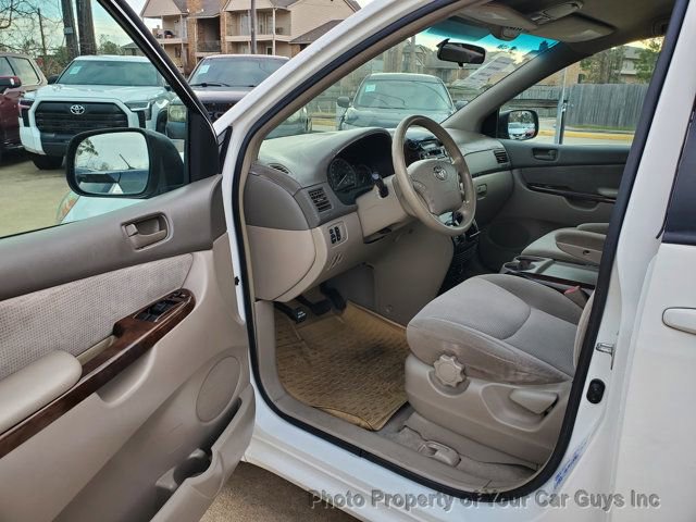 Used 2004 Toyota Sienna FWD image 14
