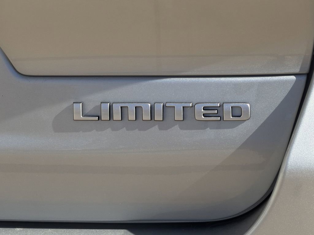 New 2025 Jeep Grand Cherokee L Limited image 7