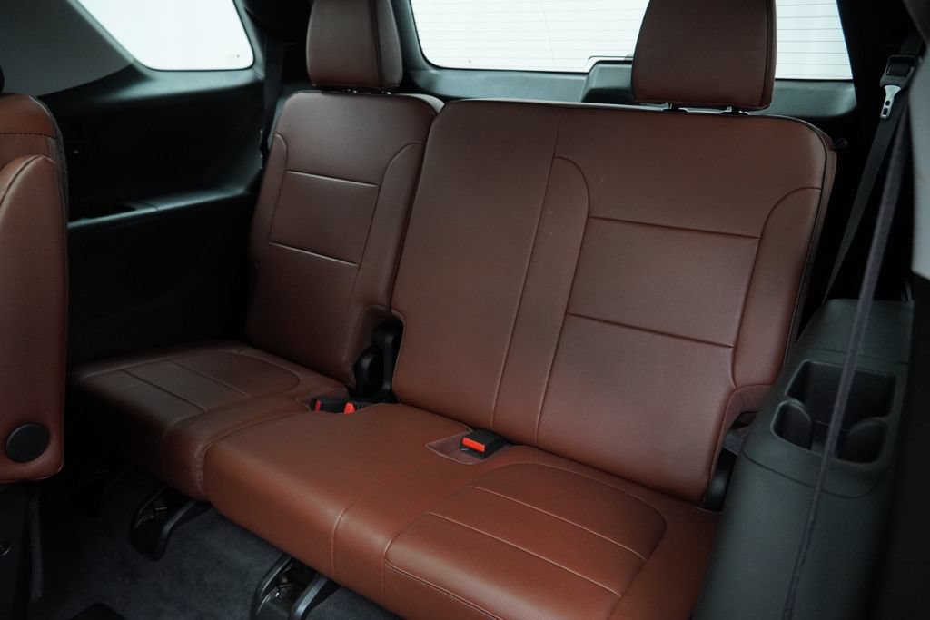 Used 2019 Chevrolet Traverse High Country w/ LPO, Floor Liner Package AWD/4WD image 13
