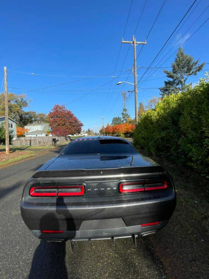 Used 2017 Dodge Challenger SXT Plus RWD image 10
