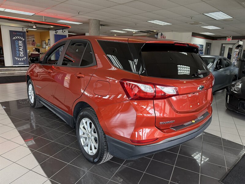 Used 2020 Chevrolet Equinox LS w/ LS Convenience Package AWD/4WD image 8