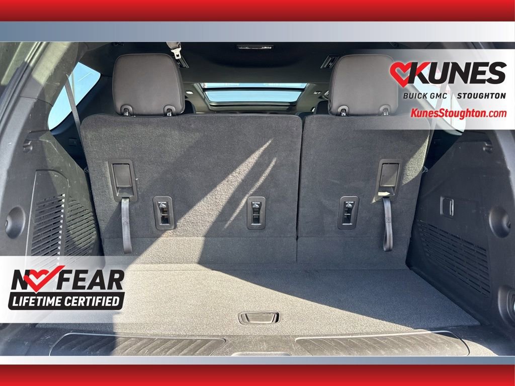 Used 2023 GMC Yukon SLT image 48