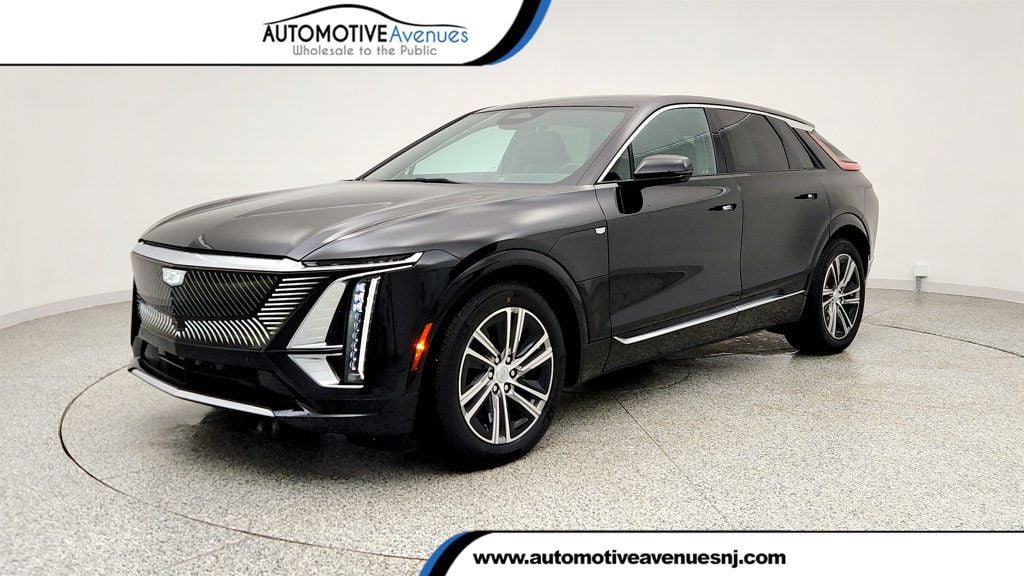 Used 2024 Cadillac Lyriq Luxury RWD image 1