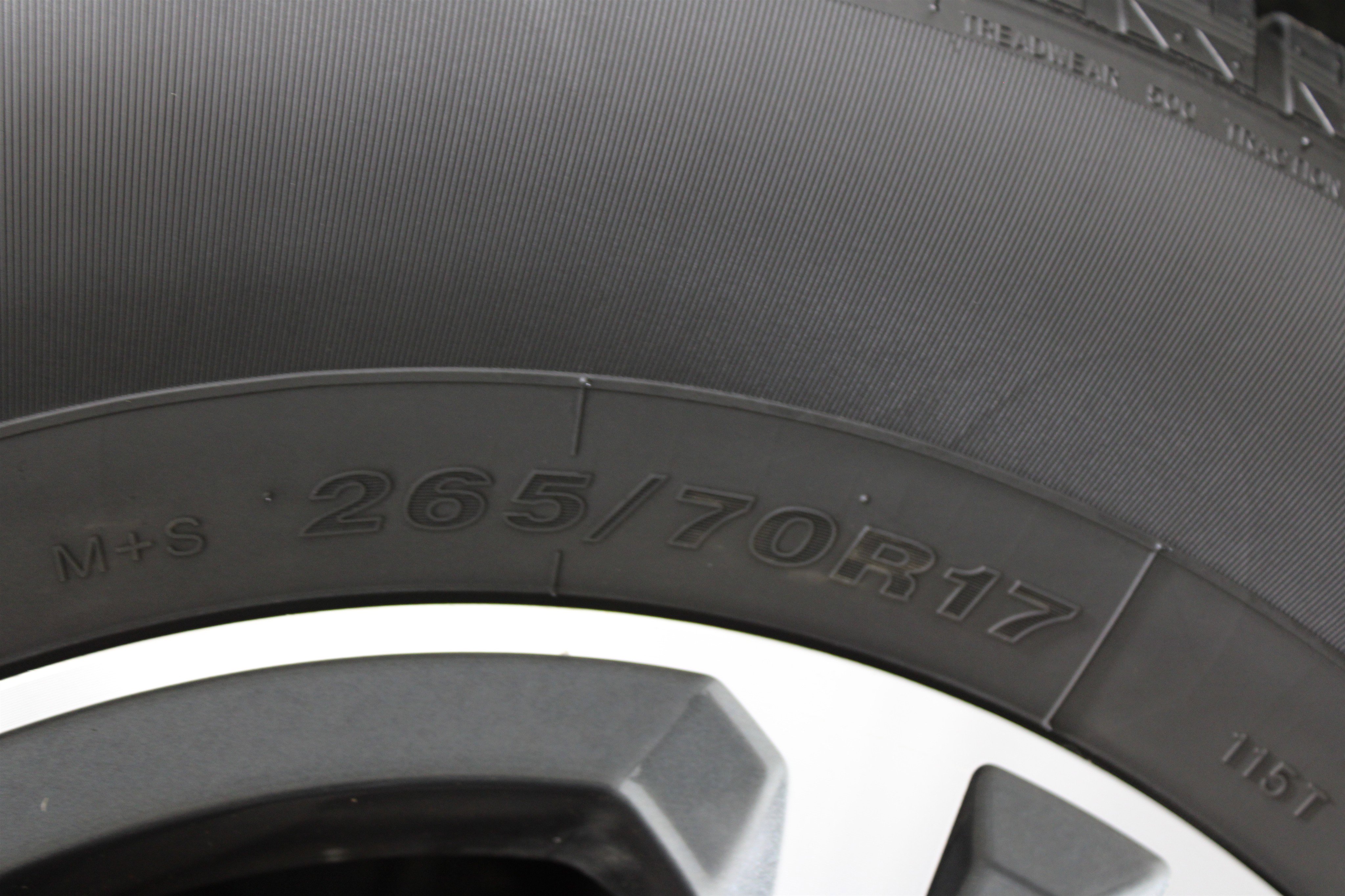 Used 2016 Toyota Tacoma Limited image 45