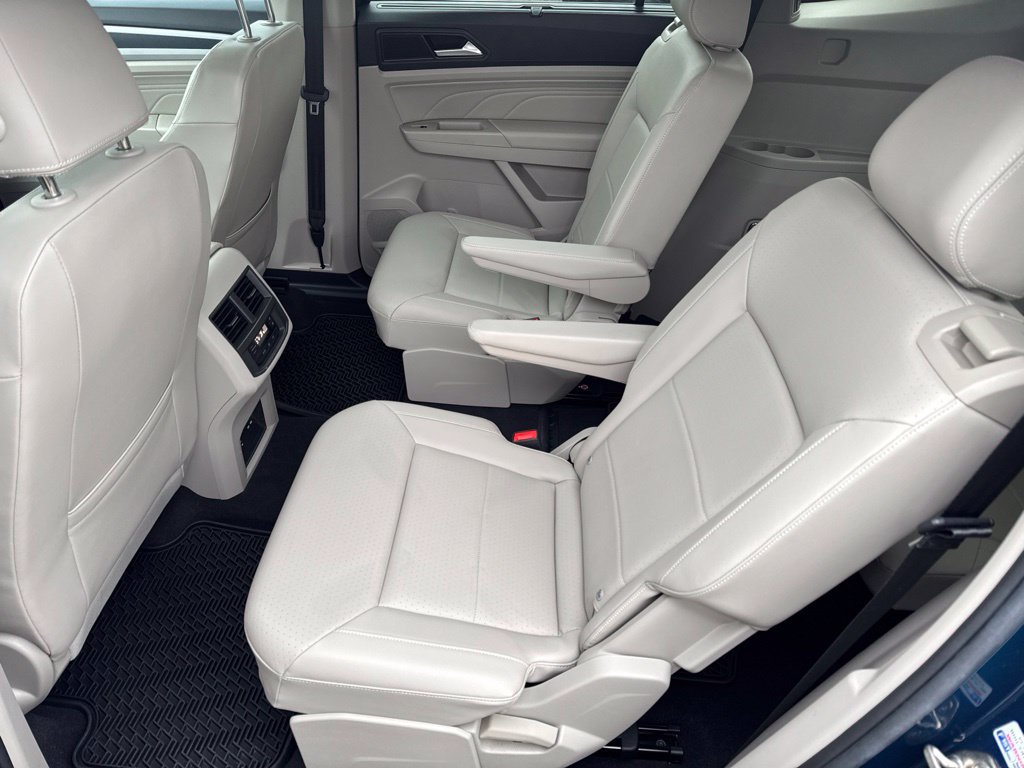 Certified 2023 Volkswagen Atlas SEL R-Line AWD/4WD image 26