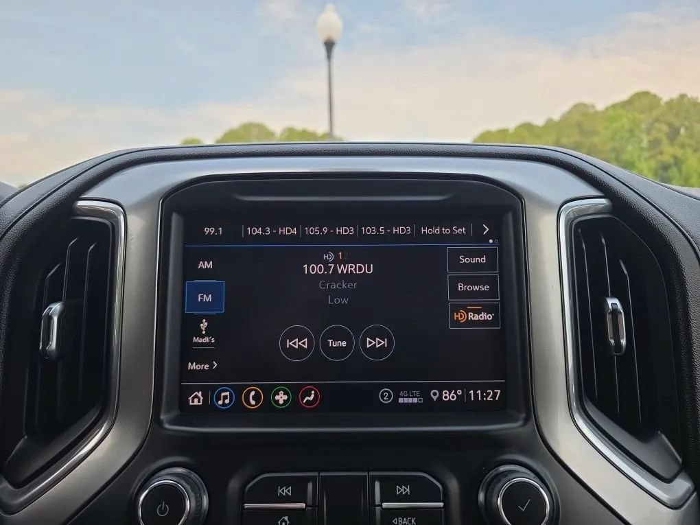 Used 2020 Chevrolet Silverado 1500 LT Trail Boss AWD/4WD image 34